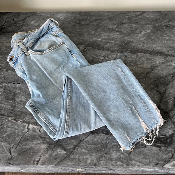 Zara Ripped Jeans - Picture 1 of 4